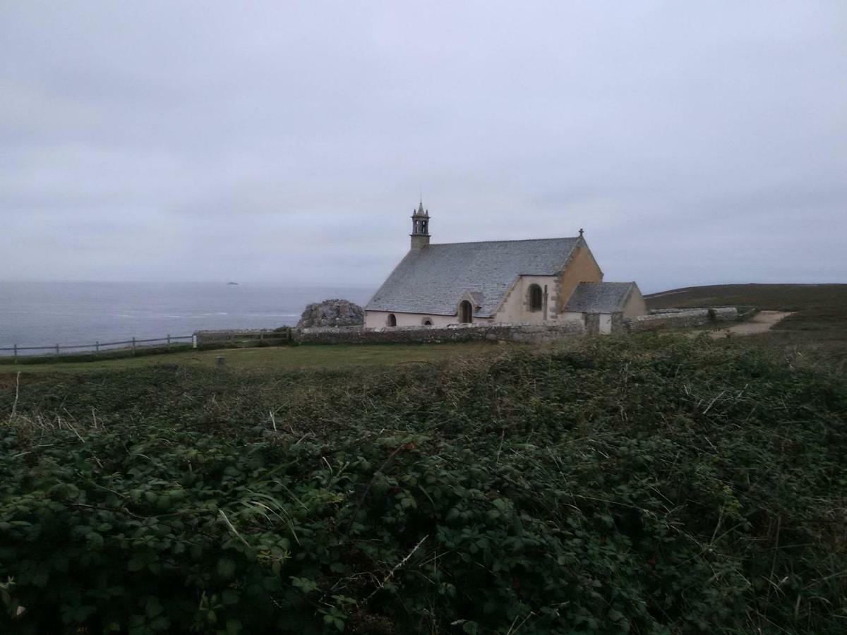 Maison Entre Terre Et Mer Primelin Exteriör bild
